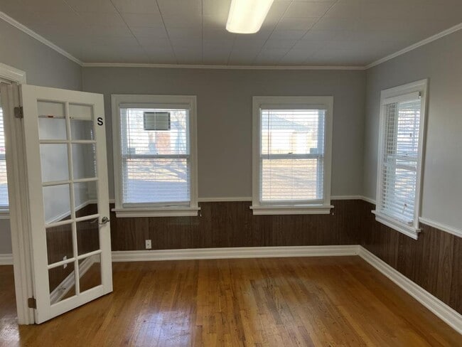 Building Photo - 1720 Exchange Ave