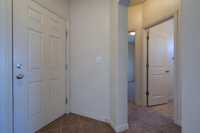 Building Photo - Spacious 3 Bedroom Corner Lot Home Near So...