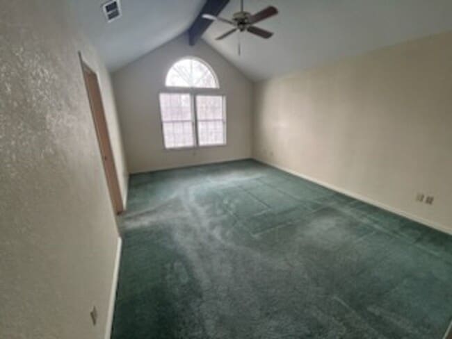 Building Photo - **SHOWING THURS. 3/26 - SAT. 3/28 @ 12:30-1PM**