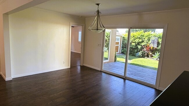 Building Photo - 3069 Hackett Ave