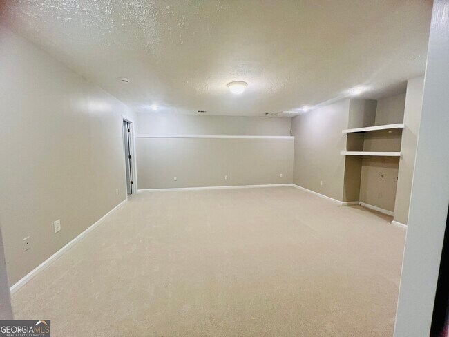 Building Photo - 1429 Wyntercreek Dr