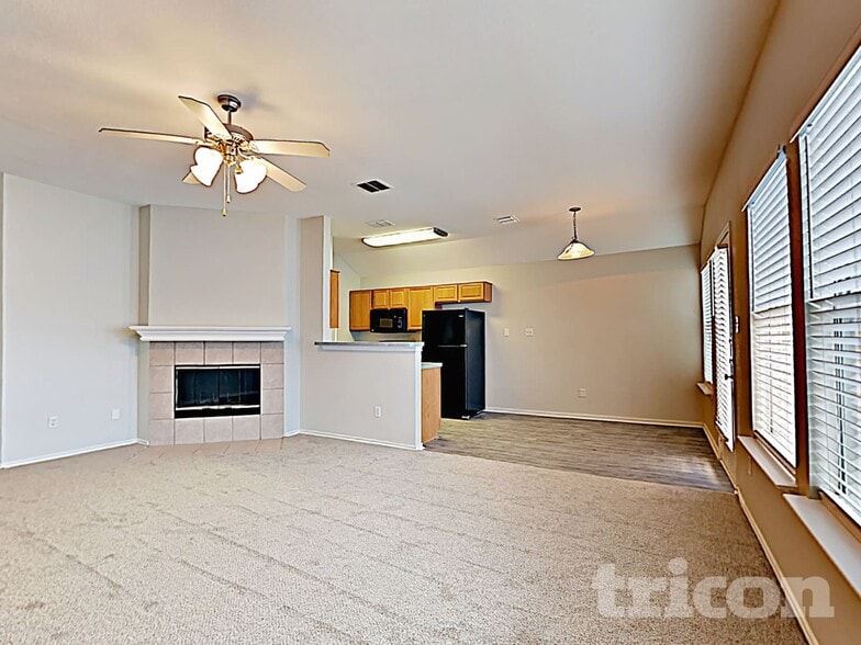 Building Photo - 3469 Cayman Dr