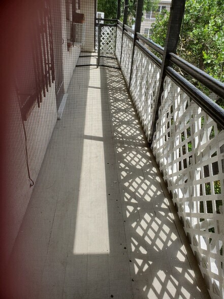 BALCONY OFF MASTER BD - 6326 Orange St