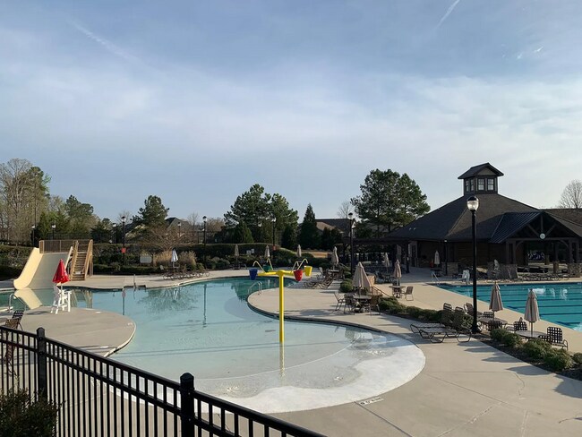 Building Photo - 8206 Yaxley Hall Dr