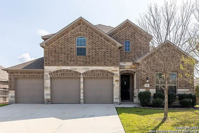 Building Photo - "Experience Spacious Living in Bulverde: Stunning 5-Bed, 4-Bath Home on Brahman Rd!"