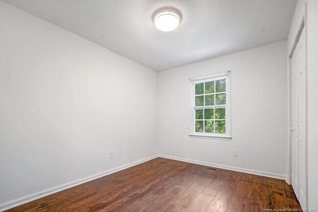 Building Photo - 4572 Westfield Rd