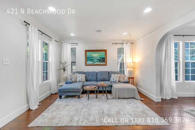 Building Photo - 421 N Beachwood Dr