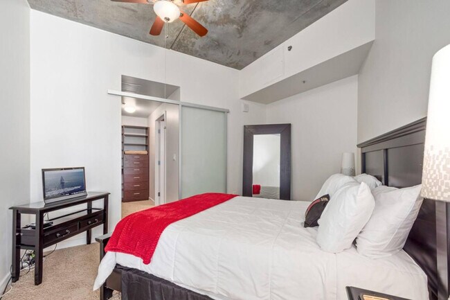 Building Photo - 750-776 14th St