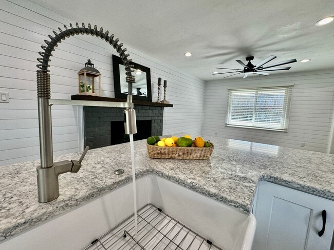 Building Photo - READY NOW!! Updated 5-Bedroom Home w/Fenced Backyard, Attached Garage  & Sunroom - Pet Friendly!