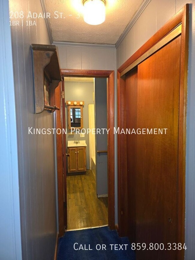 Building Photo - 208 E Adair St