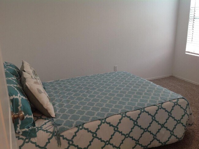 Building Photo - 13801 Mussel Rn