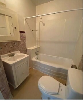 Bathroom - 2051 Murray Hill Rd
