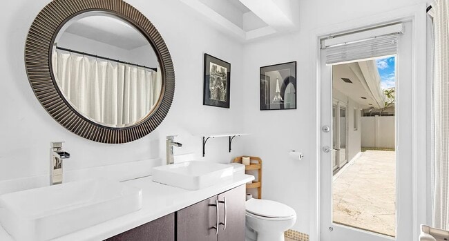 Building Photo - 4946 Glenn Pine Ln