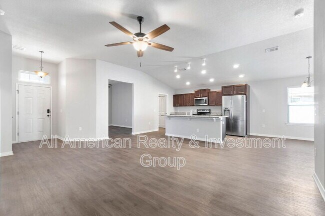 Building Photo - 2432 Frontera St