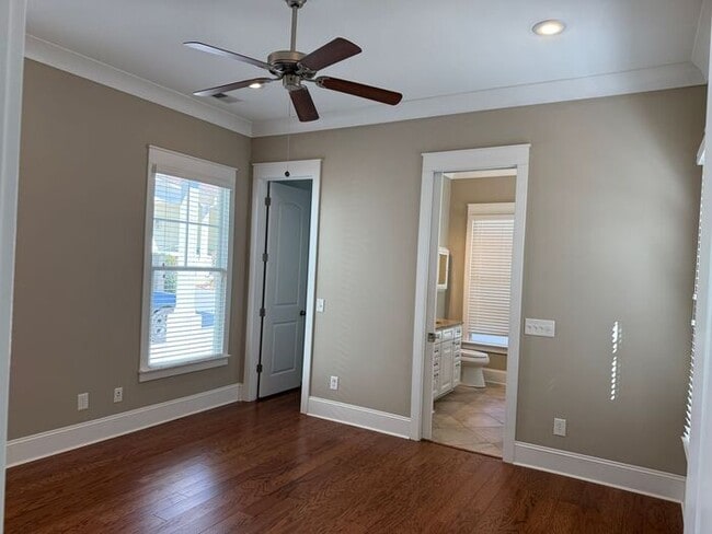 Building Photo - Lexington -Saluda River Club-Offering Self Guided Tour with RENTLY!