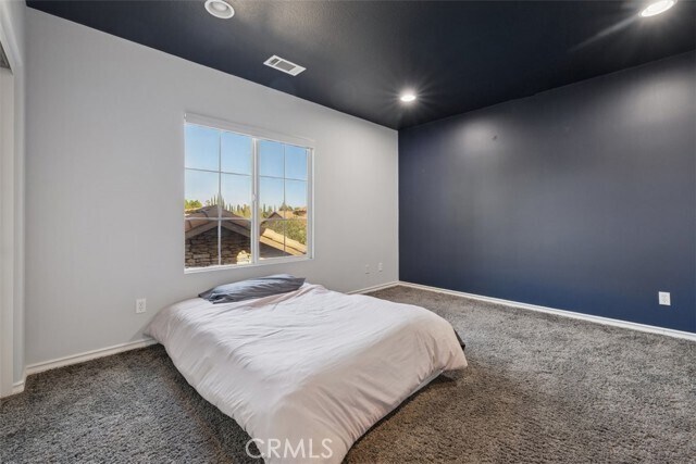 Building Photo - 9651 Sagebrush Ave