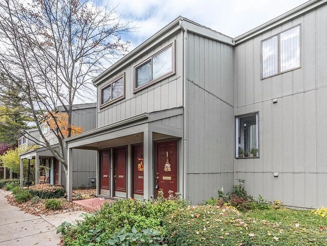 Building Photo - 9663 Harbour Cove Ct