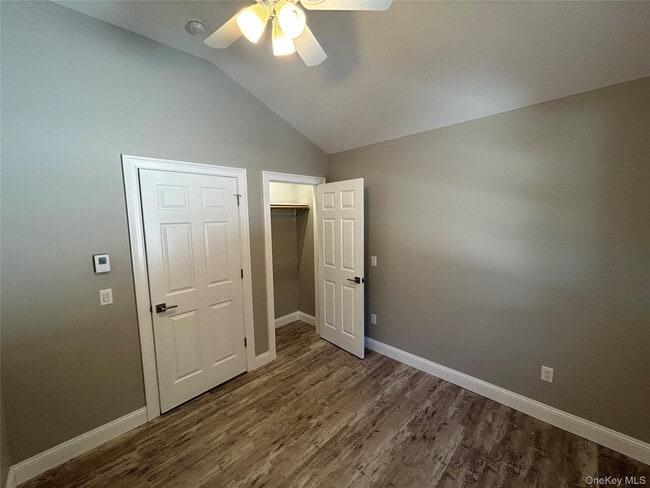 Building Photo - 135 Gale Rd