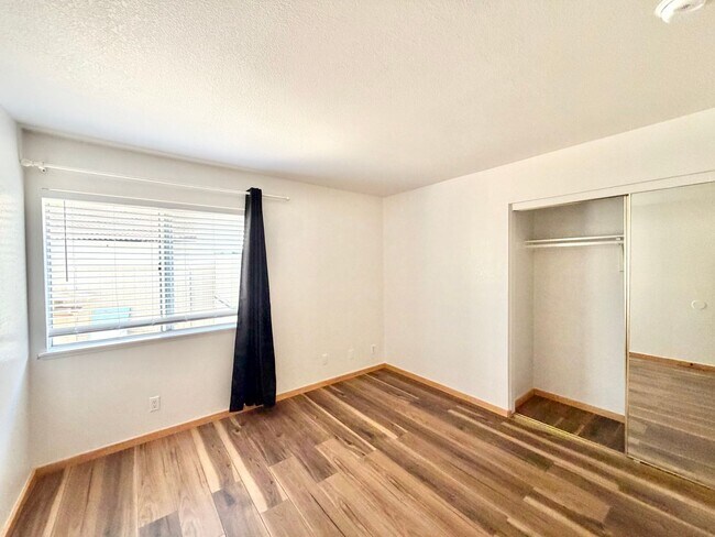 Building Photo - Recently Remodeled 3 Bedroom 2 Bathroom Corner Lot Home Move-in Ready