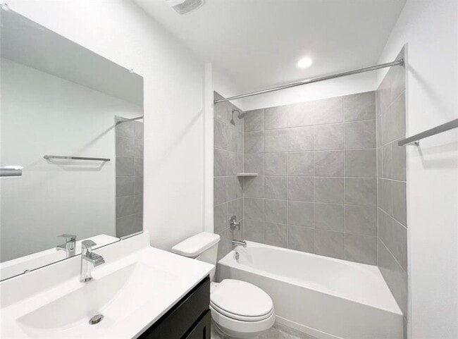 Building Photo - 29526 Paytons Park Ct