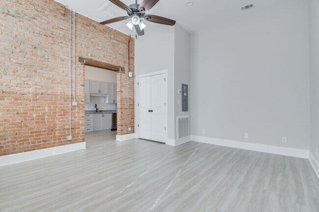 Building Photo - 1 Bedroom 1 Bathroom Apartment in Harlem