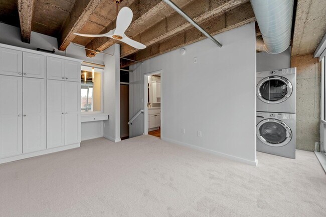 Building Photo - 901 N 3rd St