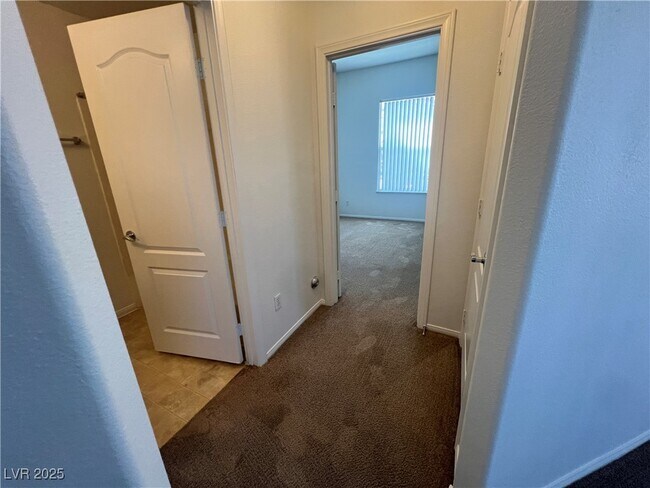 Building Photo - 1550 Midnight Cowboy Ct