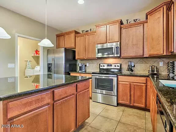 Building Photo - 14884 W Georgia Dr