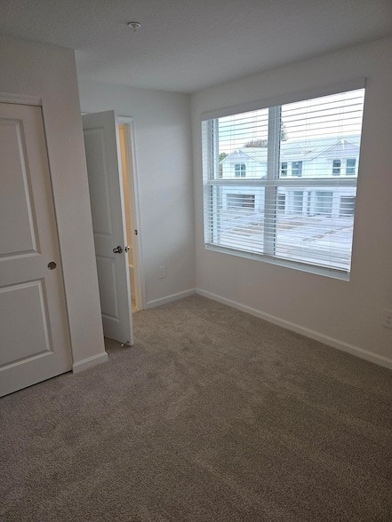 Building Photo - 621 Salisbury Cir