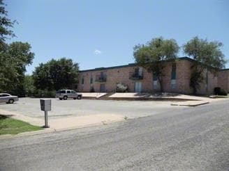 Rosewood Park Apartments - Rosewood Park Apartments UP