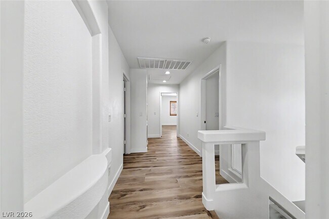 Building Photo - 7553 Treasure Chest St