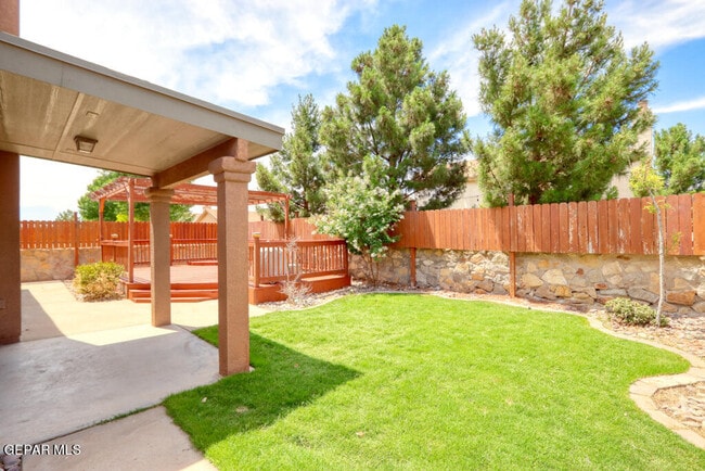 Building Photo - 14241 Smokey Point Dr