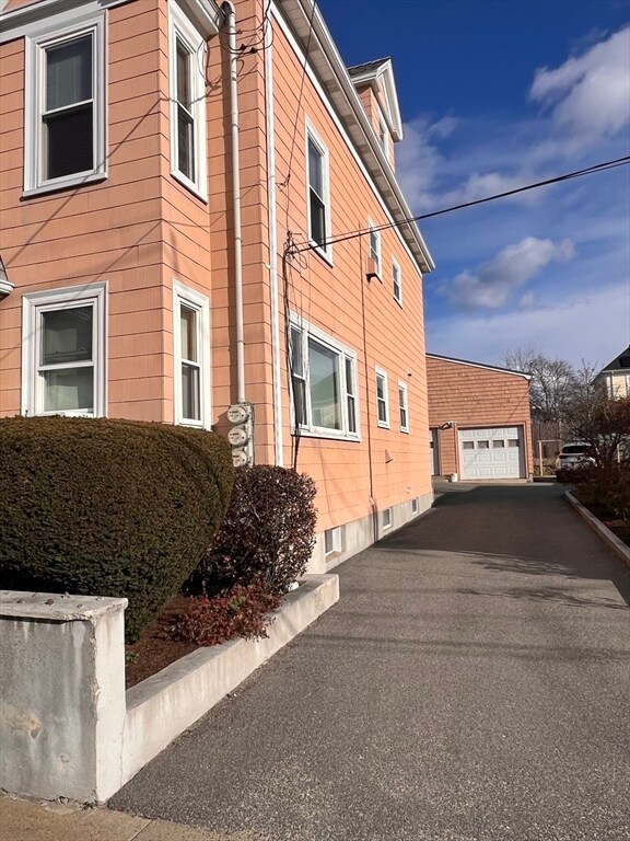 Building Photo - 24 Proctor St