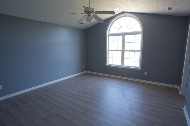 master - 1905 Elsie Cir NE