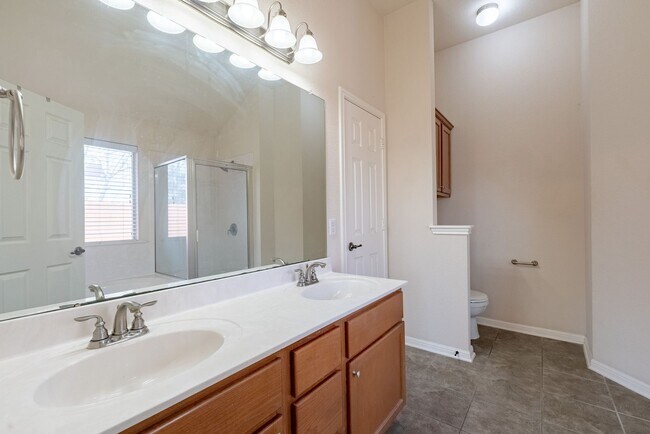 Building Photo - Beautiful 3 Bedroom, 2 Bathroom Rental Home in Southwest Austin!!!