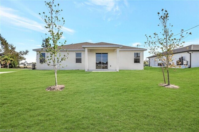 Building Photo - 1310 NW Juanita Pl