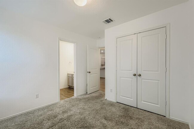 Building Photo - 128 Concho Brook Bnd