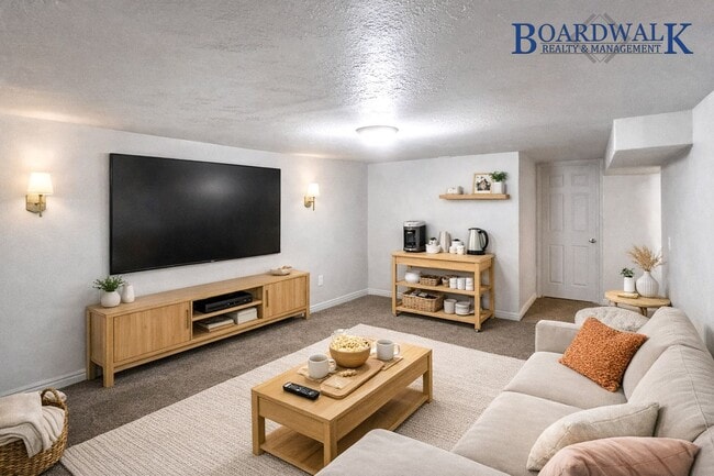 Building Photo - Spacious 5-Bedroom Home with Lofted Garage