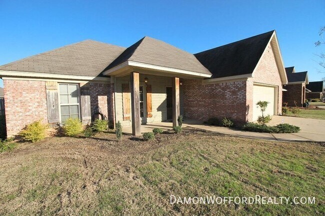 Building Photo - 614 Oak Park Cir