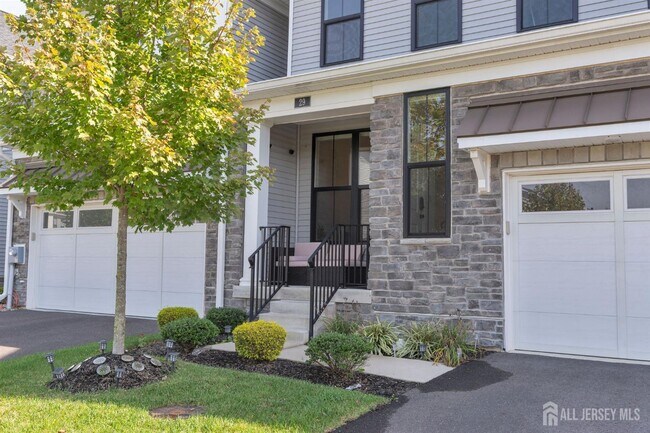 Primary Photo - 29 Beachwood Dr