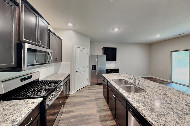 Building Photo - 5071 Shellback Dr