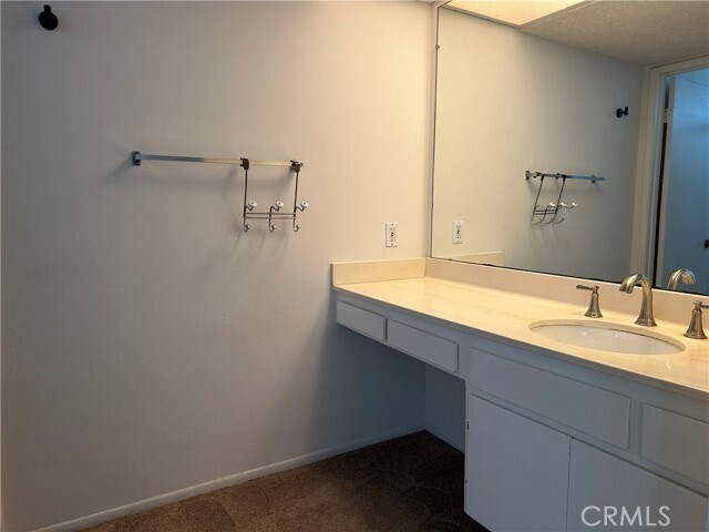 Building Photo - 28825 Barragan St
