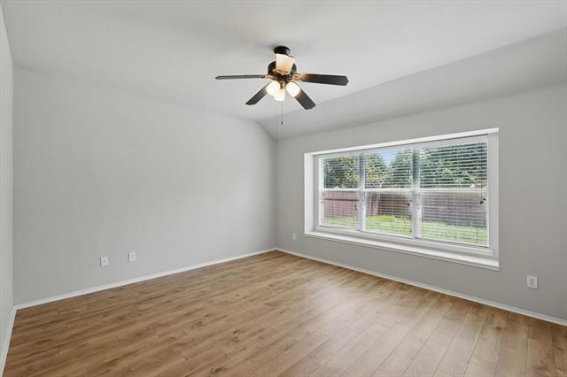 Building Photo - 909 Whisper Ln