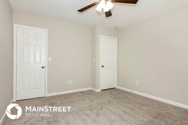 Building Photo - 2517 Harwood Hills Ln
