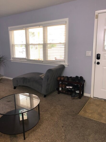 LIVING ROOM - 5112 Hollywood Rd