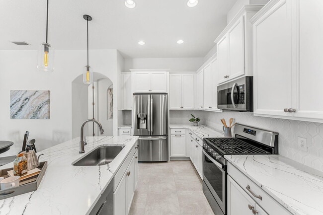 Building Photo - 8130 Allure Dr
