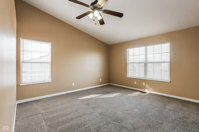 Building Photo - 6672 Colleens Way