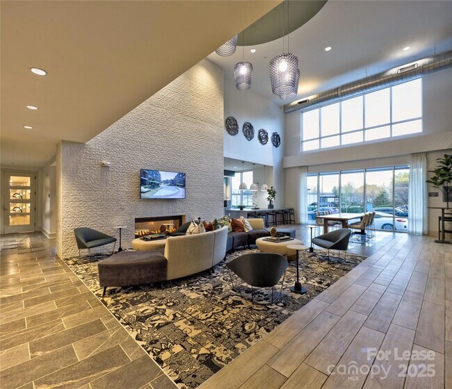 Building Photo - 8501 University Executive Park Dr