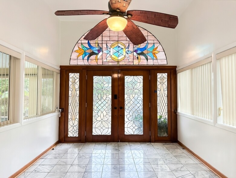 Building Photo - 238 Portlock Rd