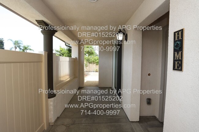Building Photo - 1696 W Trapezoid Dr